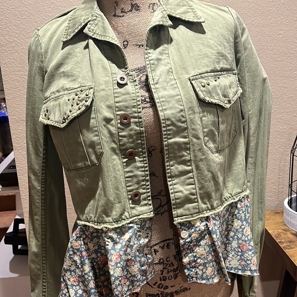 WE the FREE Jacket - Picture 4 of 6